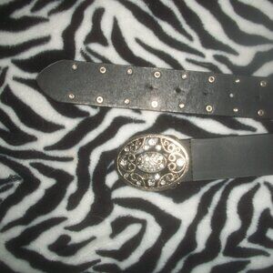womens leather western belt.black.silver studs.size medium.large